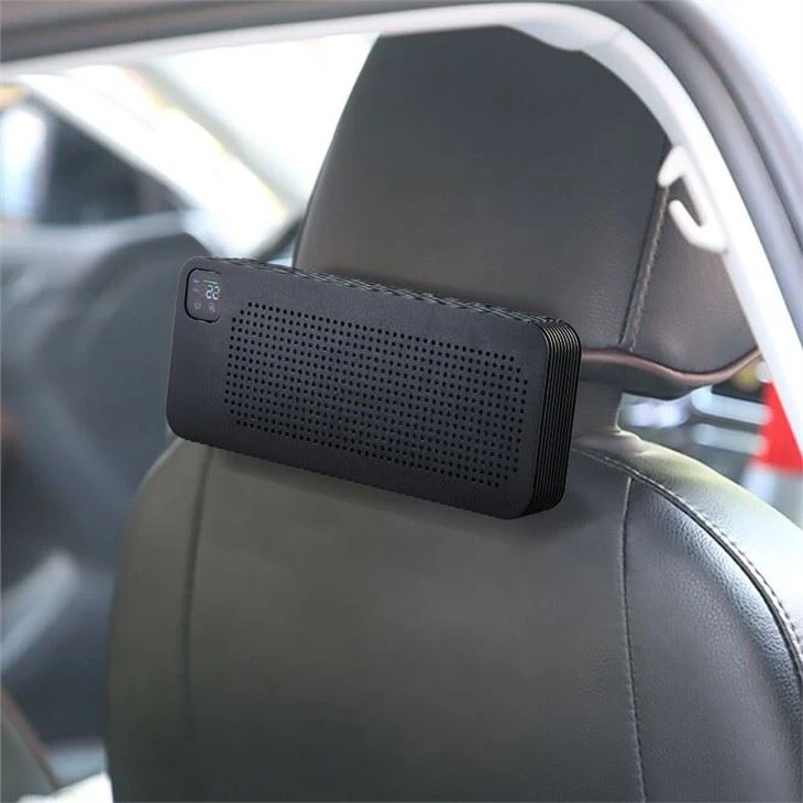 Car Use Air With Air Quality PM2.5 Display